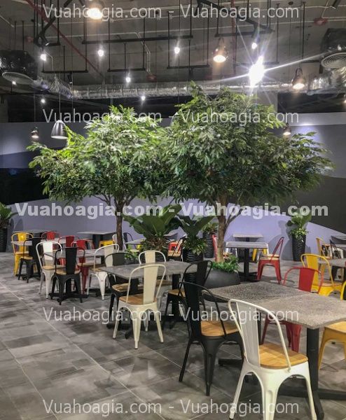 cây cổ thụ giả trang trí trung tâm thương mại cây cổ thụ giả trang trí trung tâm thương mại