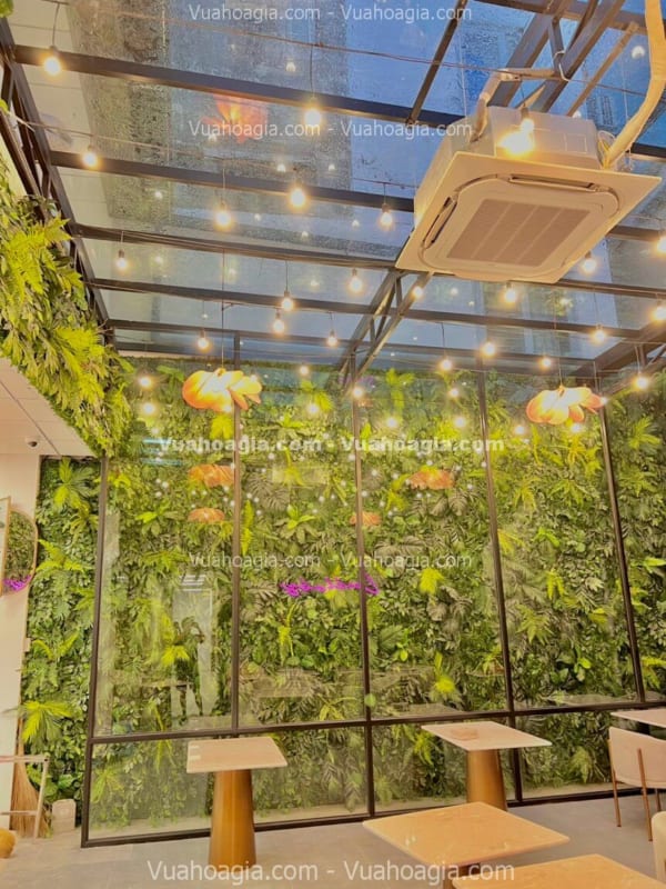 tường cây giả tại quận phú nhuận