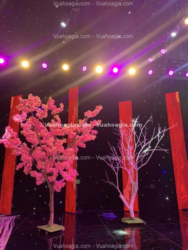cây hoa anh đào giả decor sân khấu