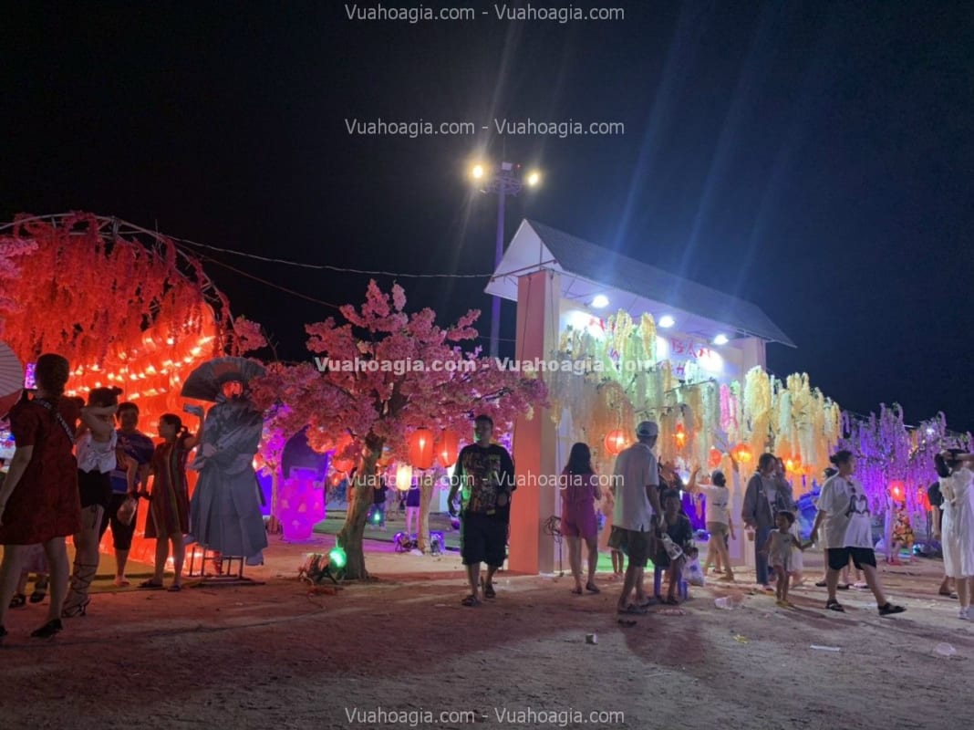 hội chợ hoa anh đào giả giá rẻ